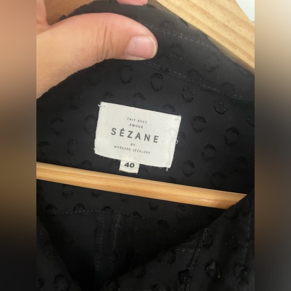 Sezane Blouse Size 40 Button-down gold buttons - Picture 2 of 7